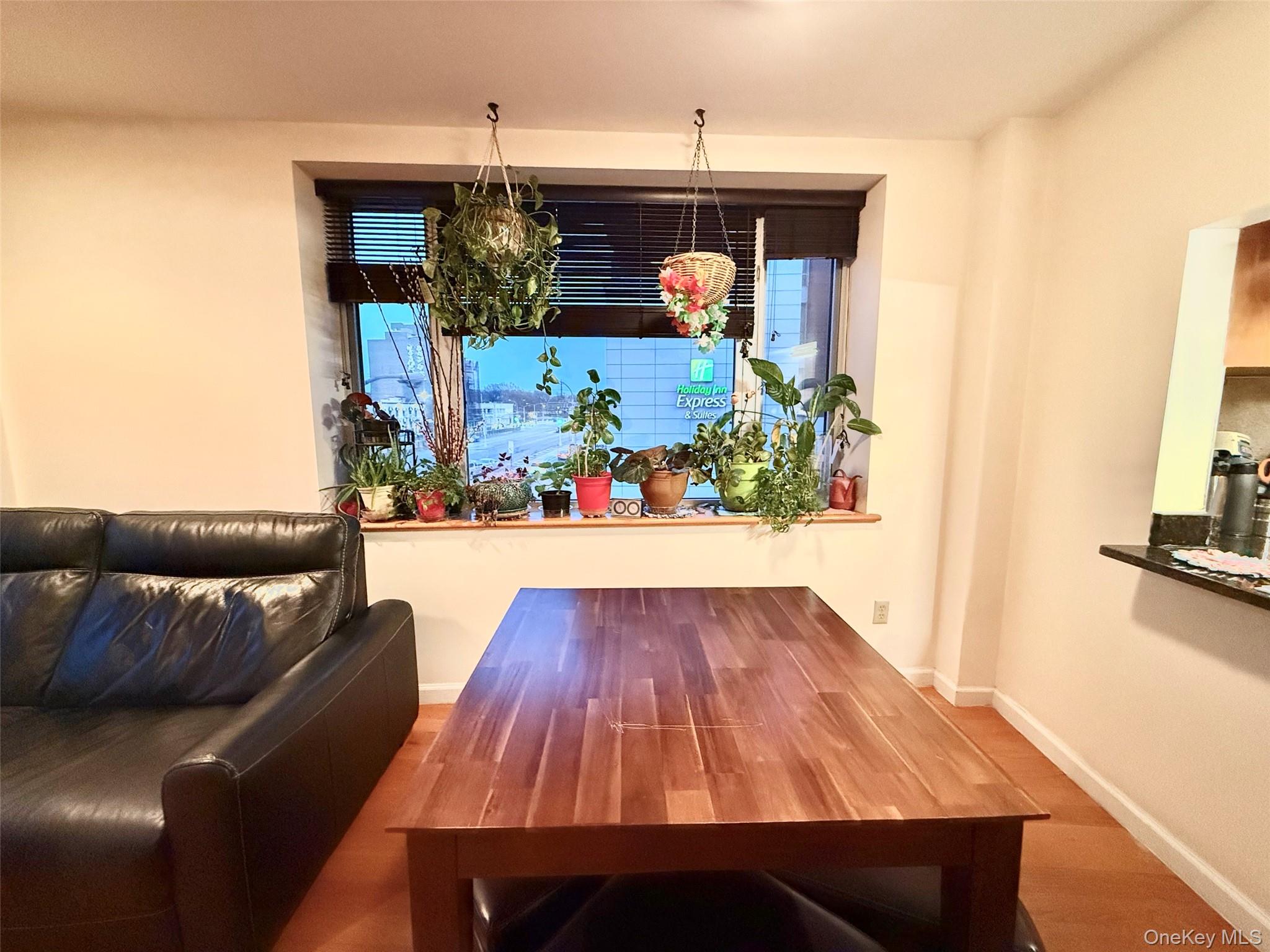 #14 photo, 63-14 Queens Boulevard, Woodside , NY 11377