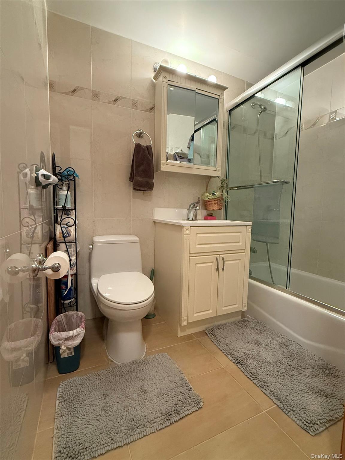 #8 photo, 63-14 Queens Boulevard, Woodside , NY 11377