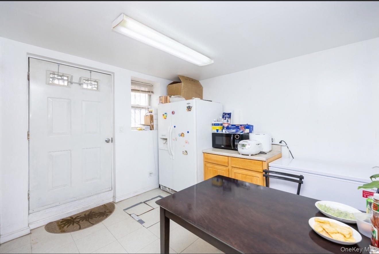 #9 photo, 25-26 Bayside Lane, Bayside , NY 11358