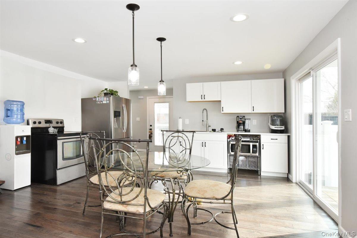 #8 photo, 3 Berryhill Lane, Bethpage , NY 11714