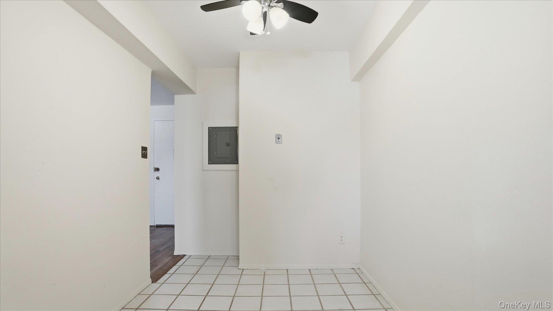 #13 photo, 200 Atlantic Avenue, Lynbrook , NY 11563