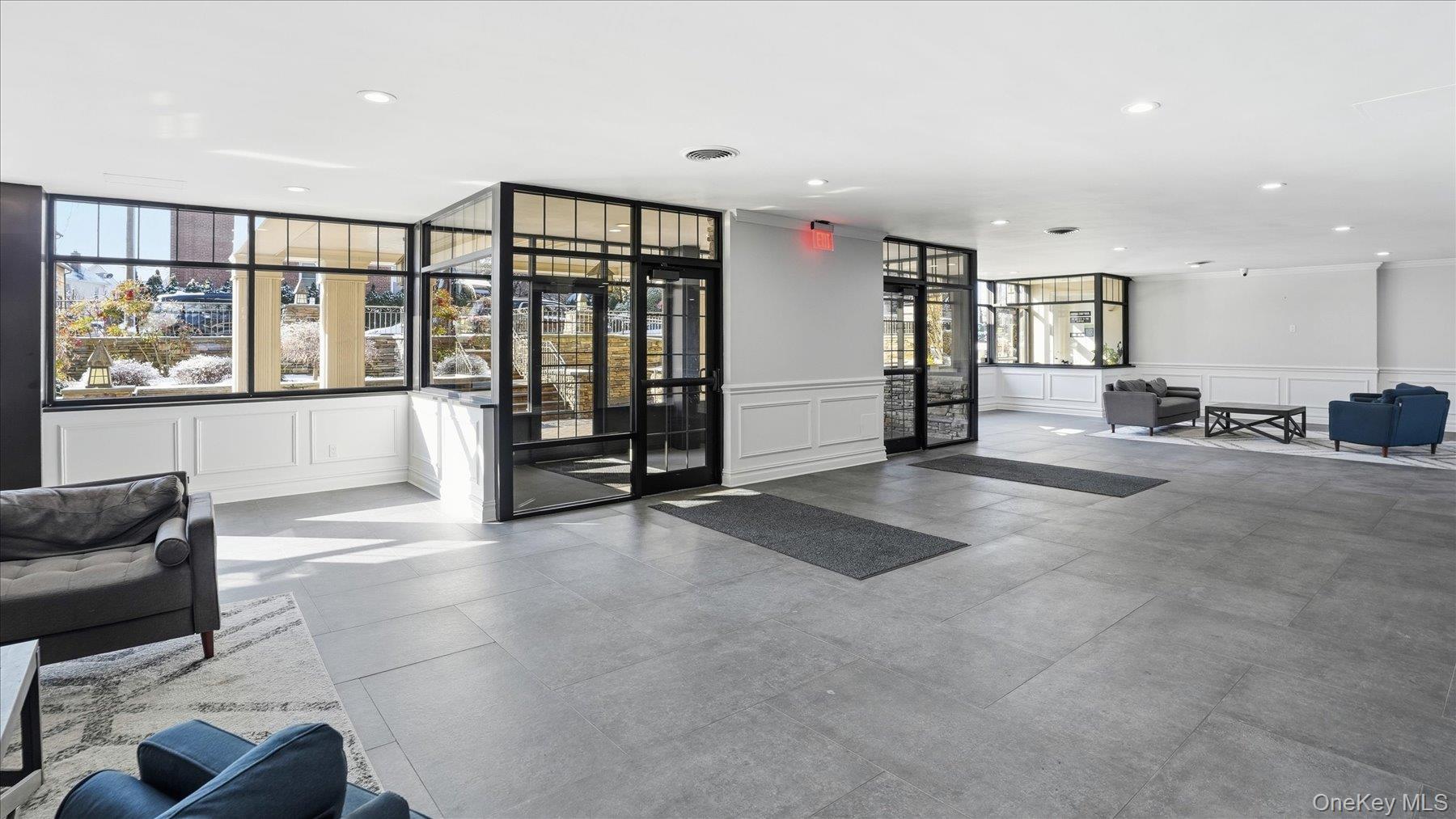 #4 photo, 200 Atlantic Avenue, Lynbrook , NY 11563