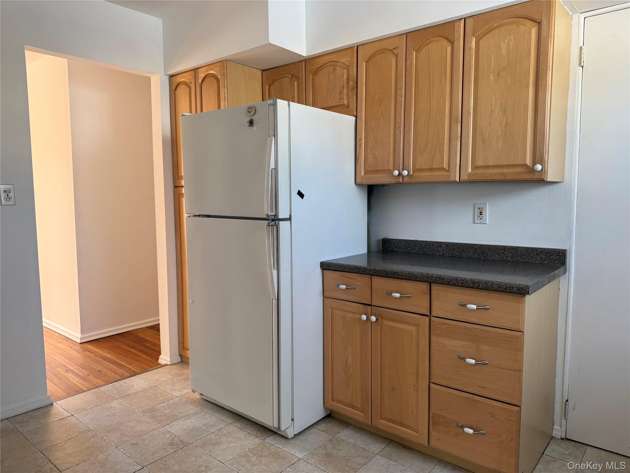 #15 photo, 9 Hayrick Lane, Commack , NY 11725