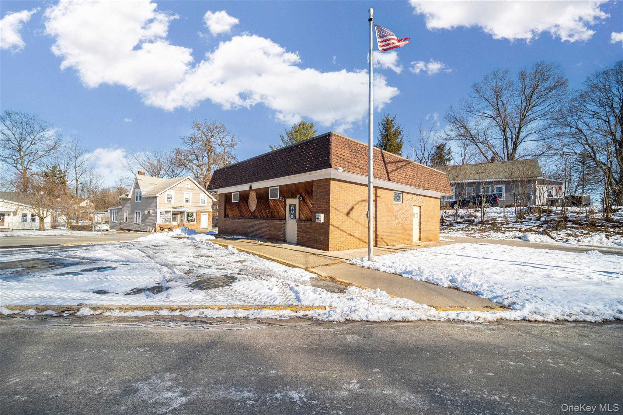 #2 photo, One Maple Avenue, Harriman , NY 10926