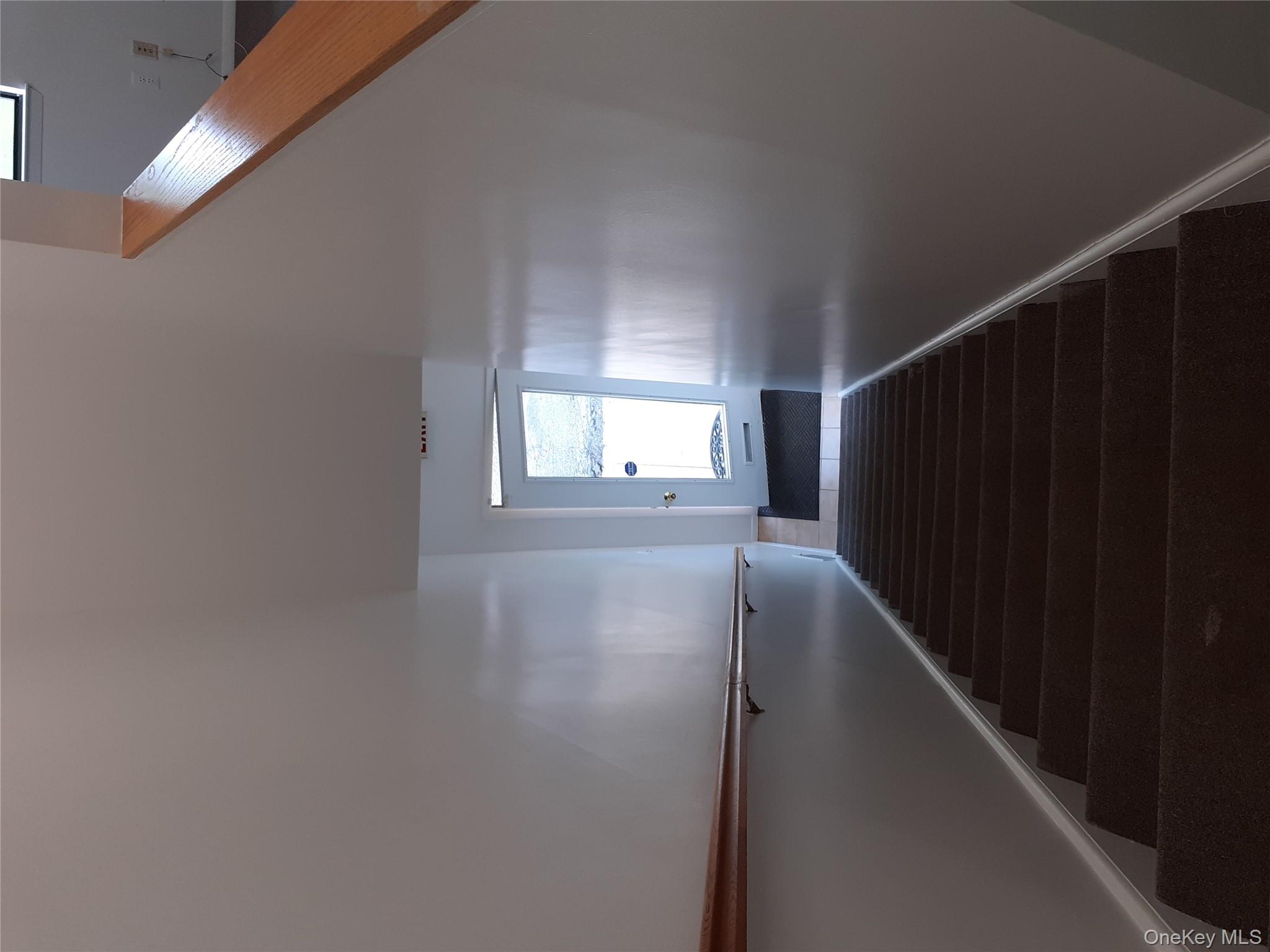 #4 photo, 11 West Avenue, Chester , NY 10918