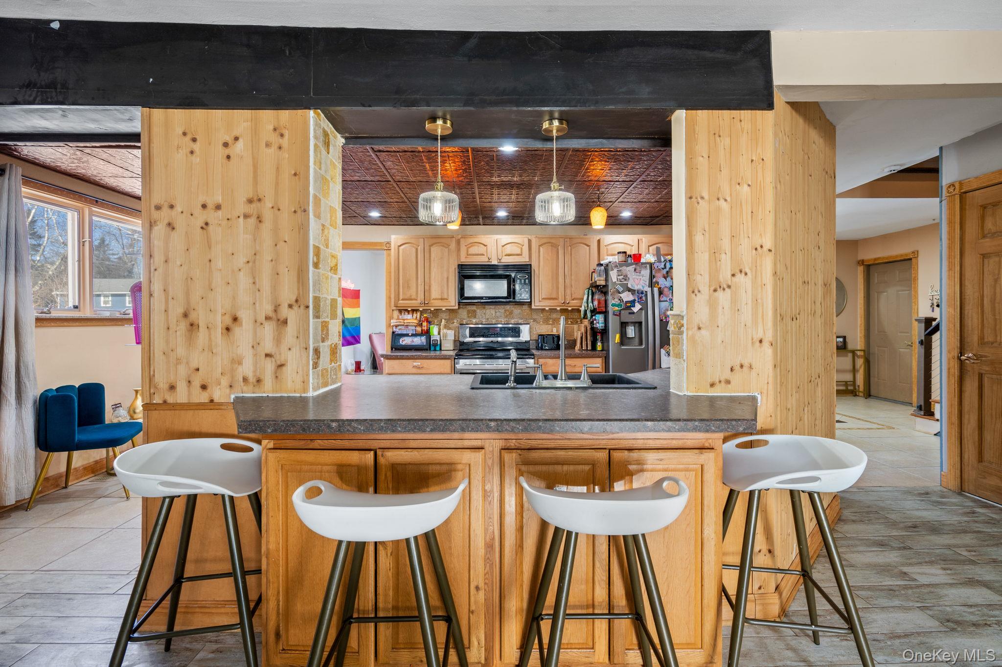 #4 photo, 42 Beechwood Park, Poughkeepsie , NY 12601