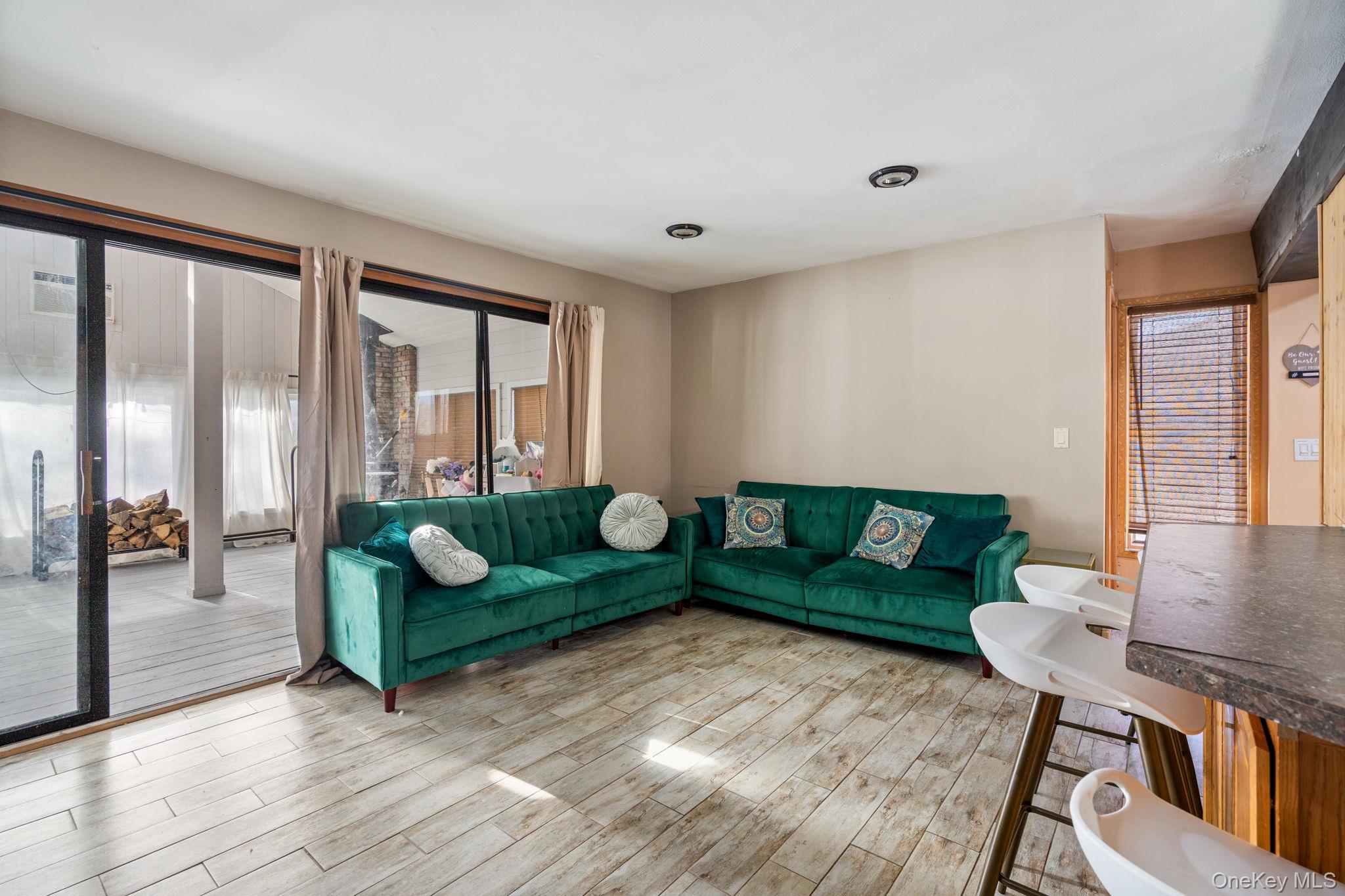 #6 photo, 42 Beechwood Park, Poughkeepsie , NY 12601