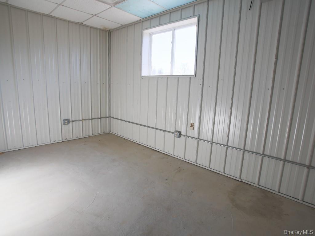 #16 photo, 384 Onion Avenue, New Hampton , NY 10958