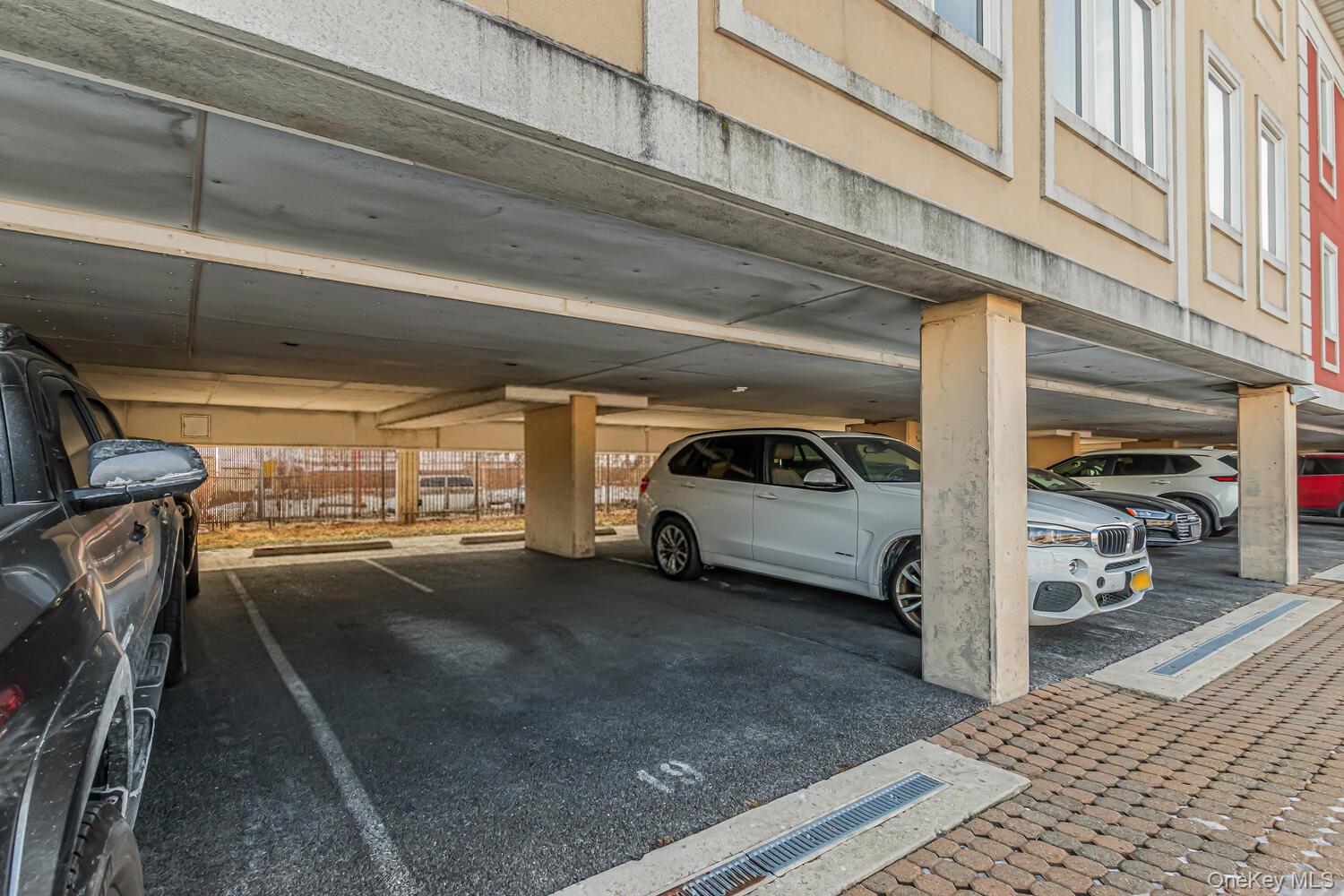 #12 photo, 1490 Outlook Avenue, Bronx , NY 10465