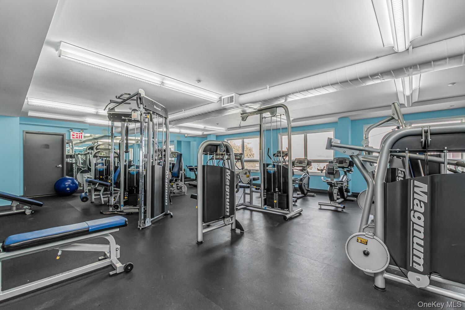 #20 photo, 1490 Outlook Avenue, Bronx , NY 10465