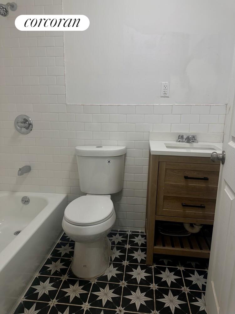 #4 photo, Brooklyn, Ocean Hill , NY 11233