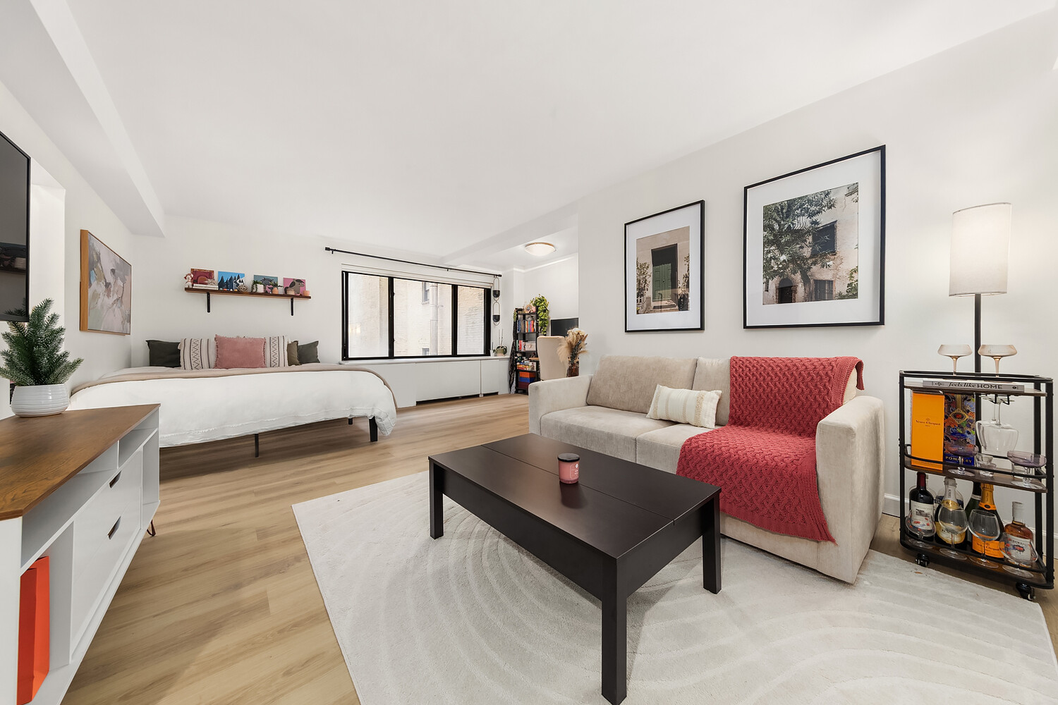 #1 photo, 200 E 36TH Street, Murray Hill , NY 10016