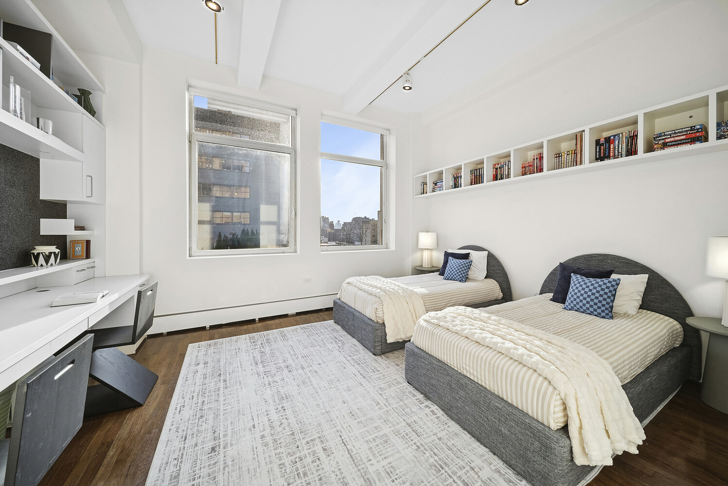 #12 photo, 245 7TH Avenue, Chelsea , NY 10001