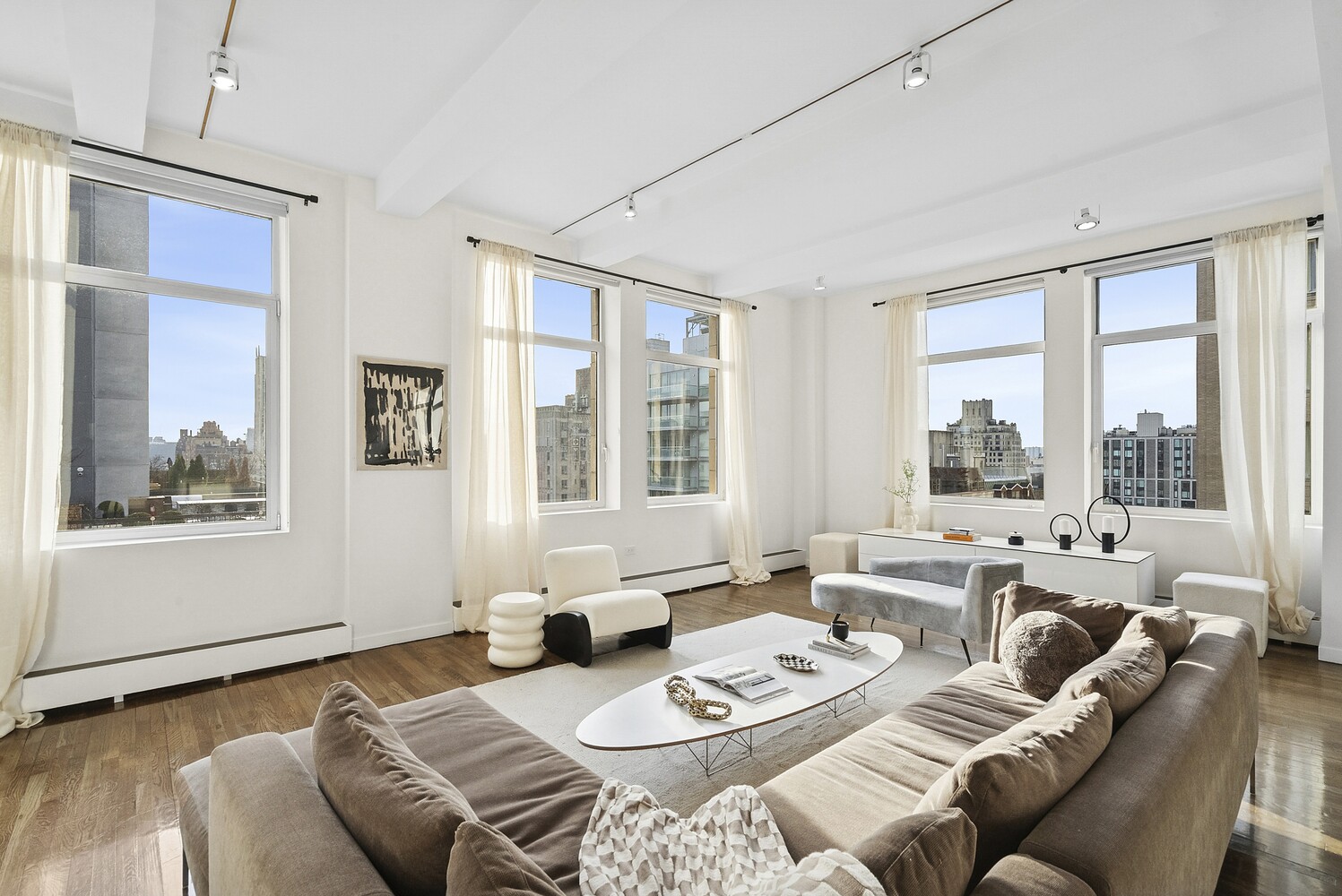 #3 photo, 245 7TH Avenue, Chelsea , NY 10001