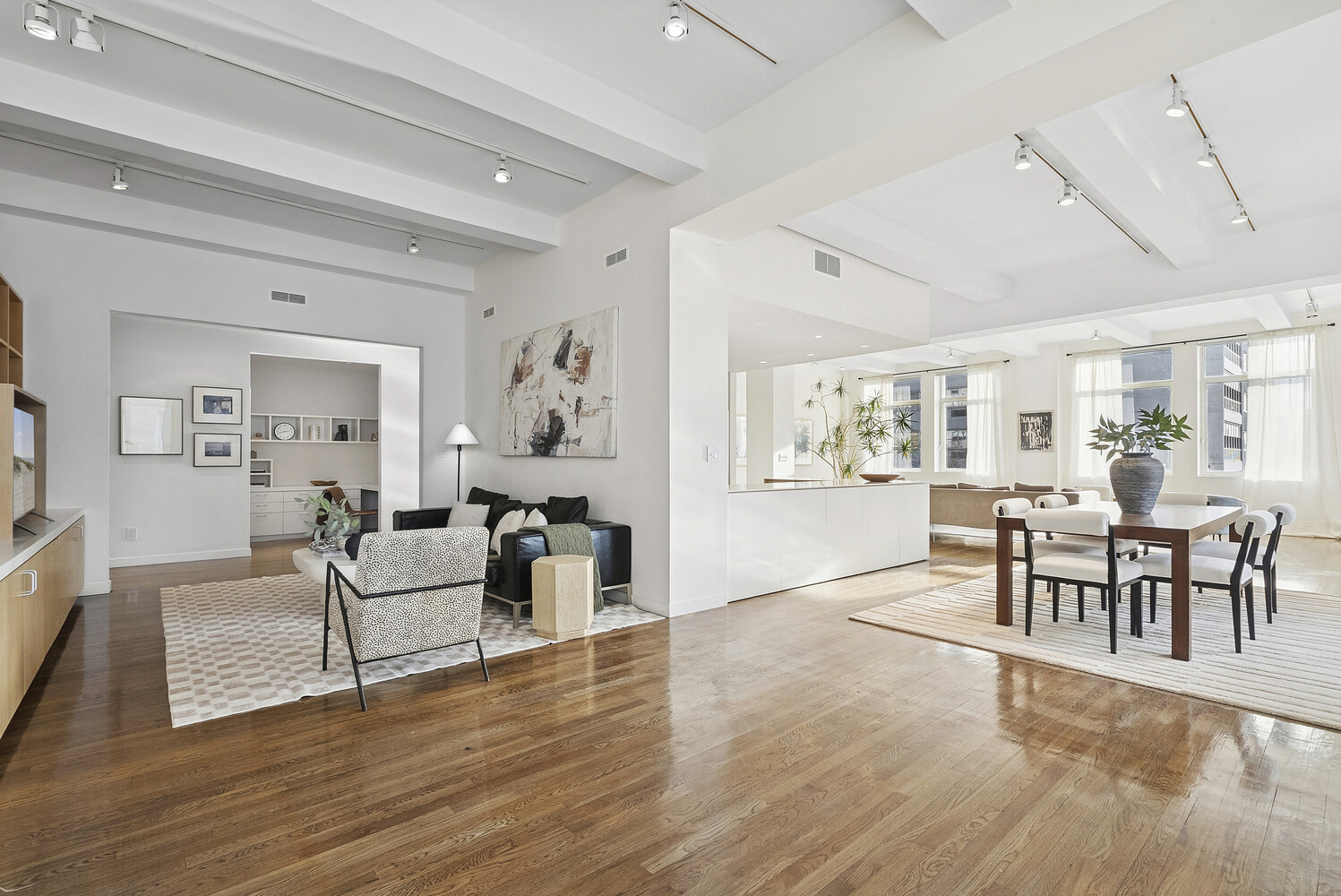 #8 photo, 245 7TH Avenue, Chelsea , NY 10001