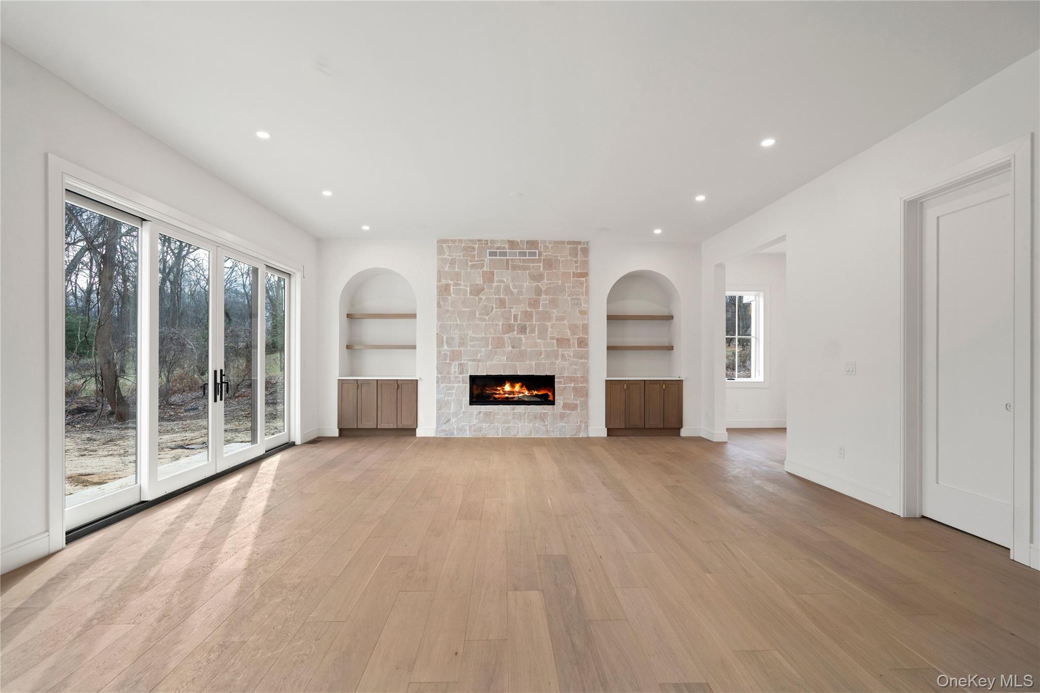 #12 photo, 9 Wilderness Road, सफ़ोक काउंटी Nissequogue , NY 11780