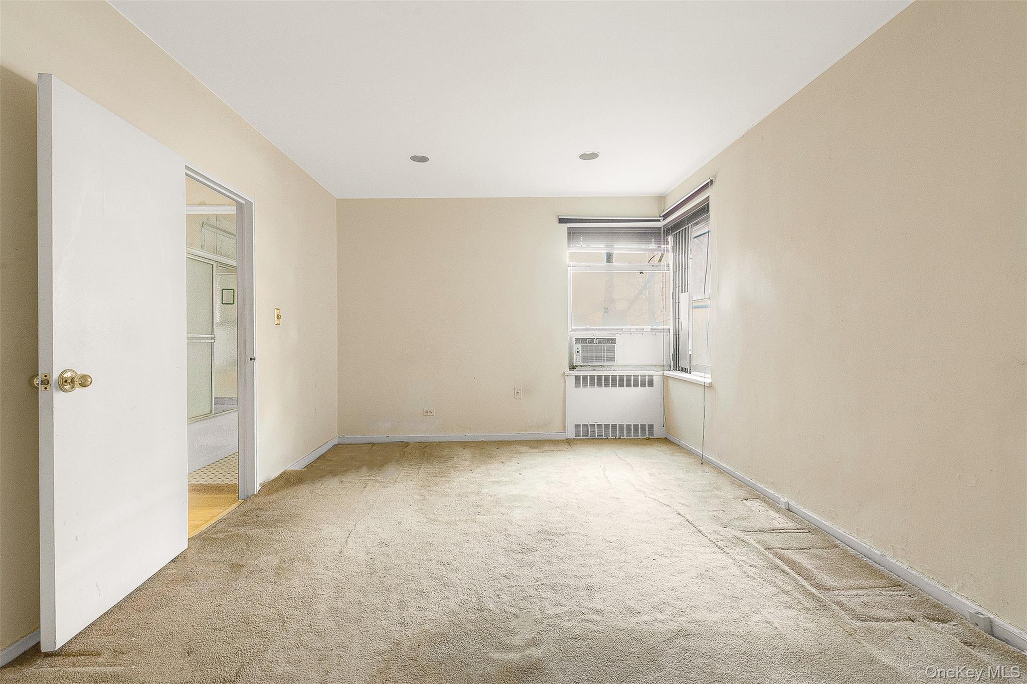 #12 photo, 67-66 108th Street, Forest Hills , NY 11375