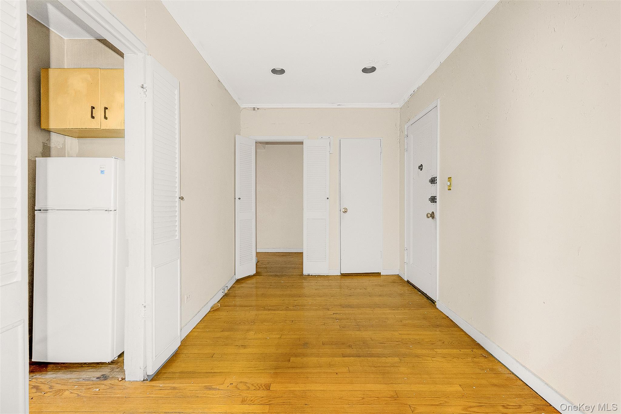 #4 photo, 67-66 108th Street, Forest Hills , NY 11375