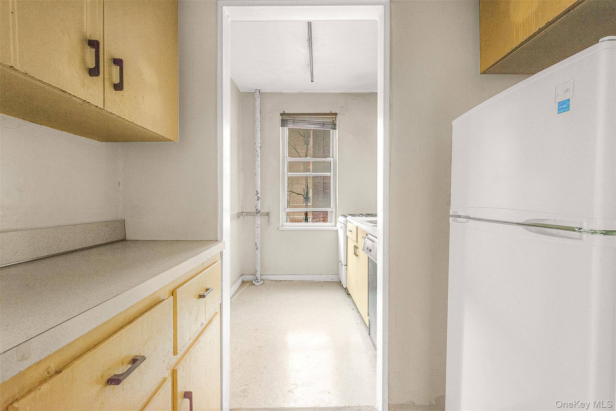 #5 photo, 67-66 108th Street, Forest Hills , NY 11375