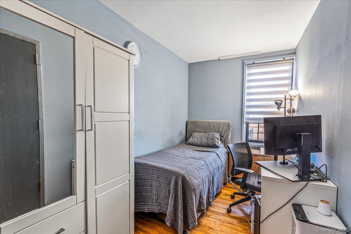 #13 photo, 50-21 39th Place, Sunnyside , NY 11104