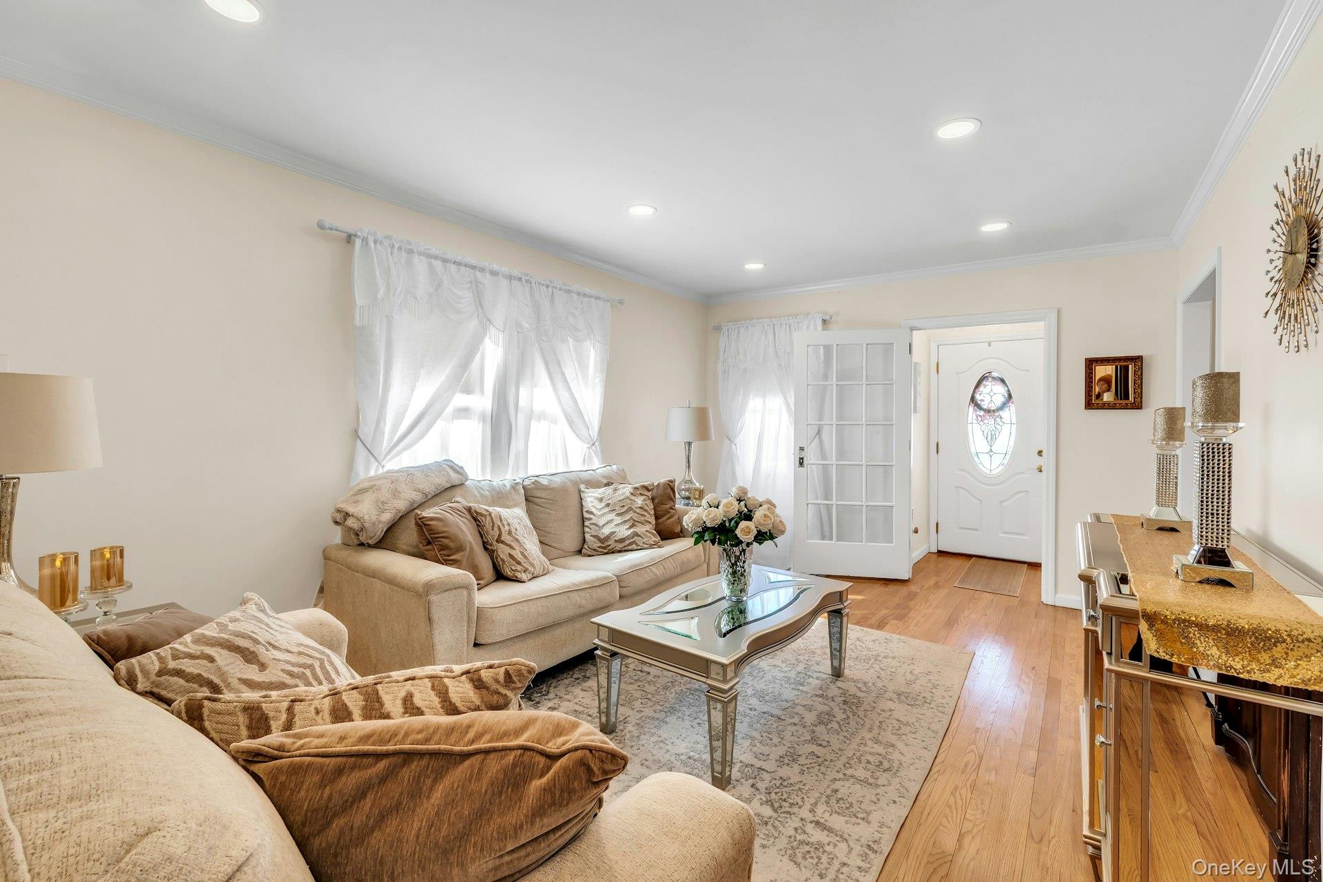 #5 photo, 20 Law Street, ナッソー郡 North Valley Stream , NY 11580