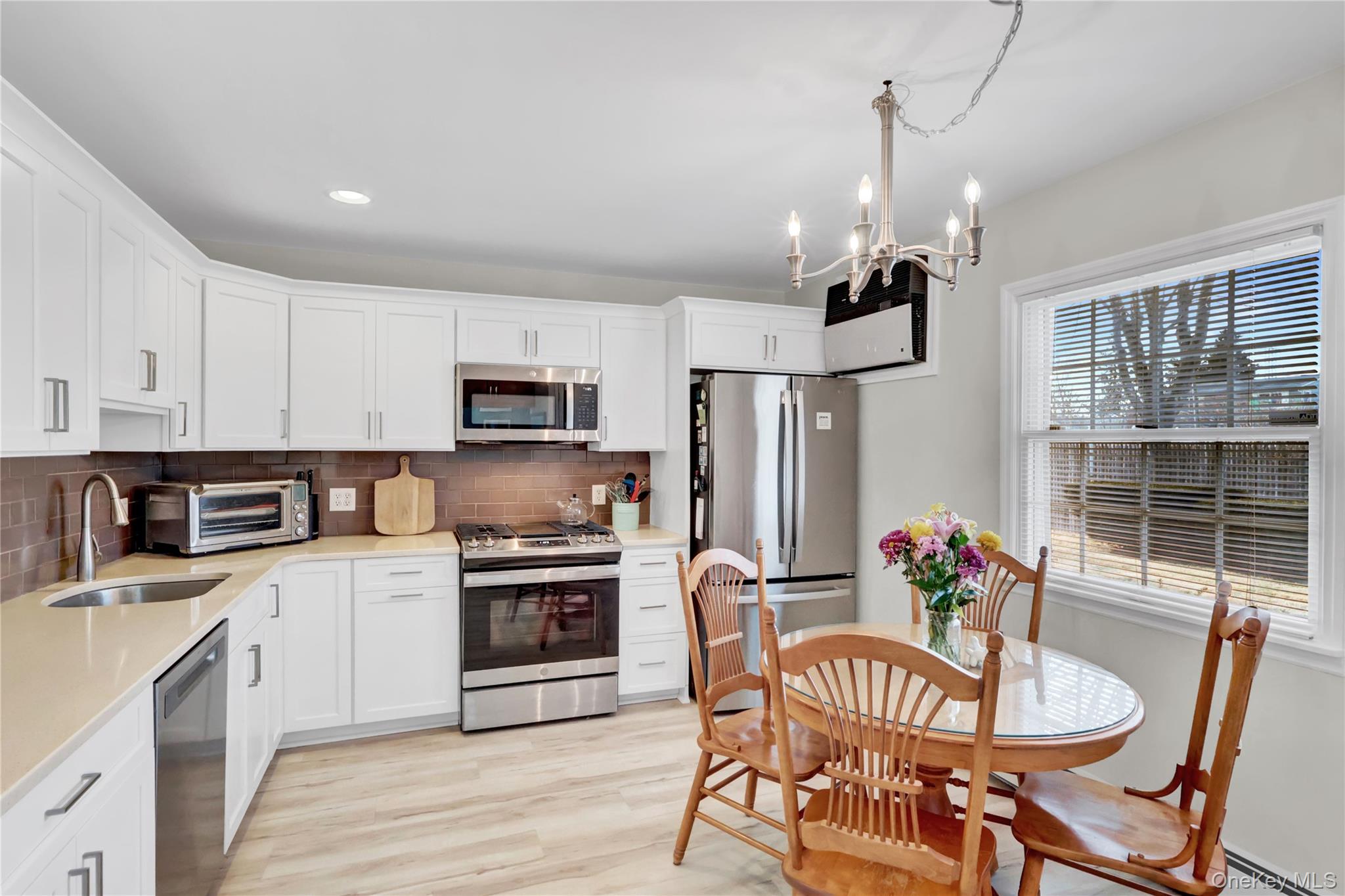 #10 photo, 92 Bellwood Avenue, South Setauket , NY 11720