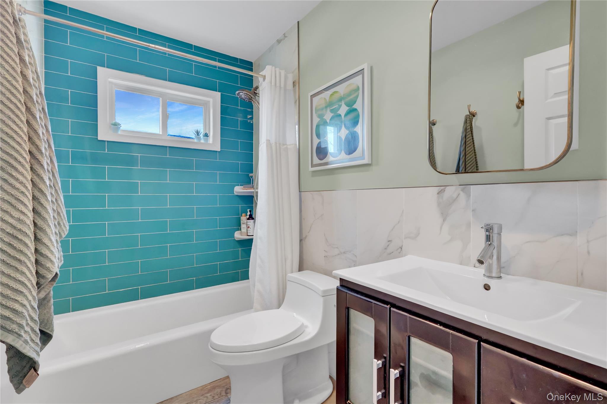 #18 photo, 92 Bellwood Avenue, South Setauket , NY 11720