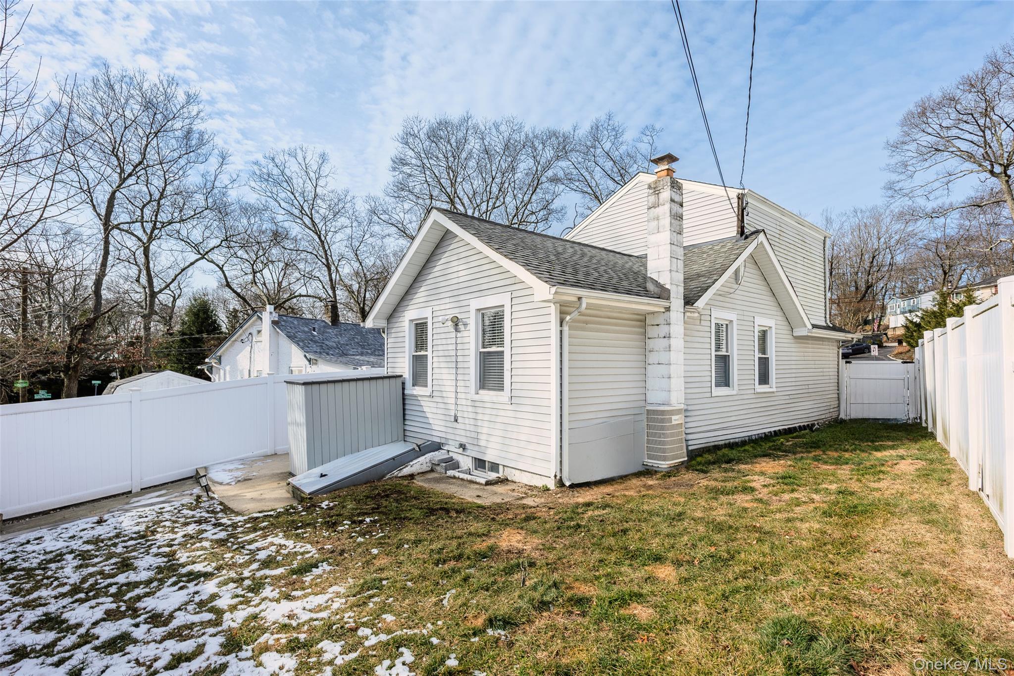 #5 photo, 95 Sound Beach Boulevard, Sound Beach , NY 11789