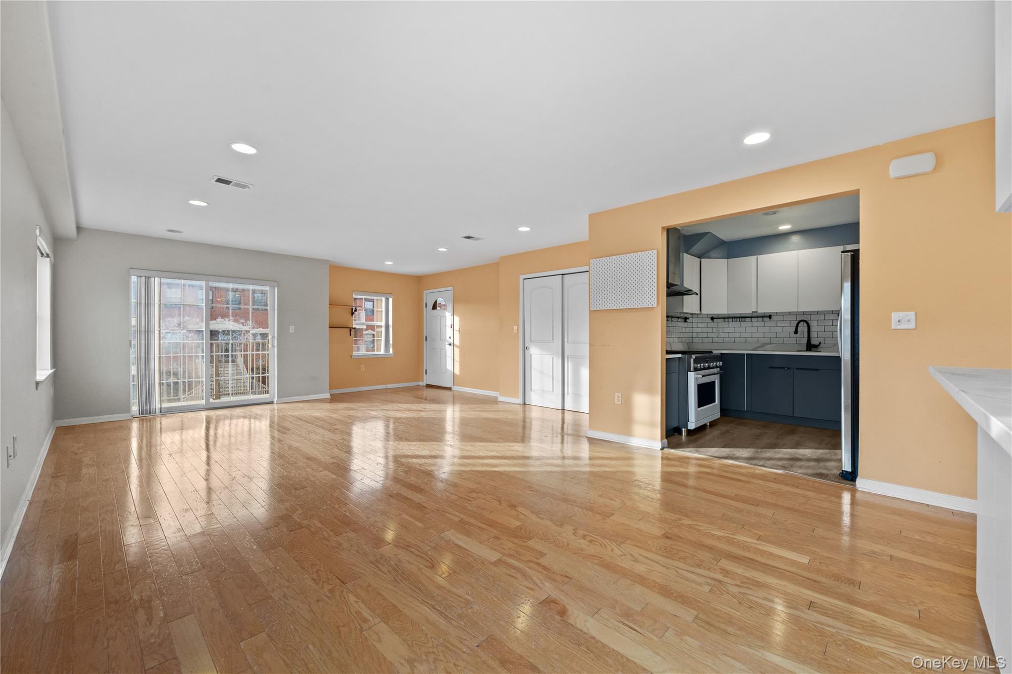 #5 photo, 223 Constitution Place, College Point , NY 11356