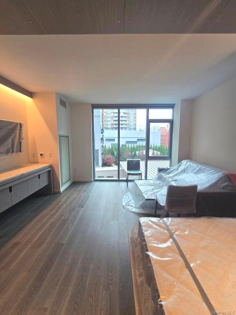 #6 photo, 13336 37th Avenue, Flushing , NY 11354