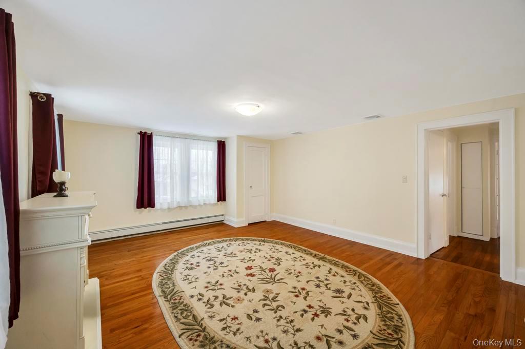 #4 photo, 147 Cleveland Avenue, Rockville Centre , NY 11570