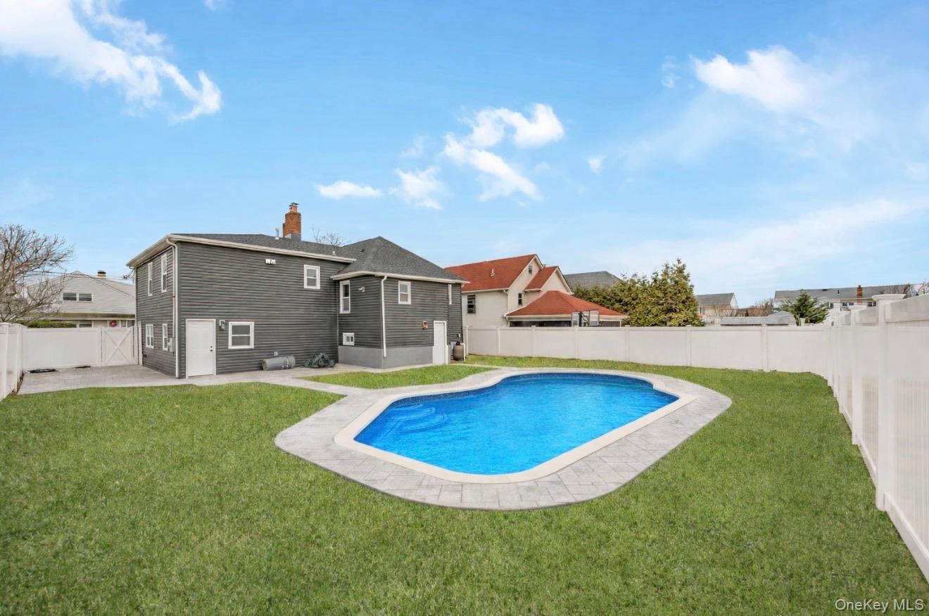 #17 photo, 1043 Delaware Avenue, Island Park , NY 11558