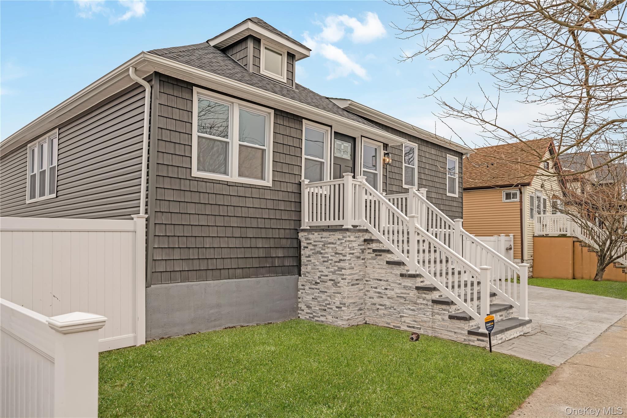 #2 photo, 1043 Delaware Avenue, Island Park , NY 11558