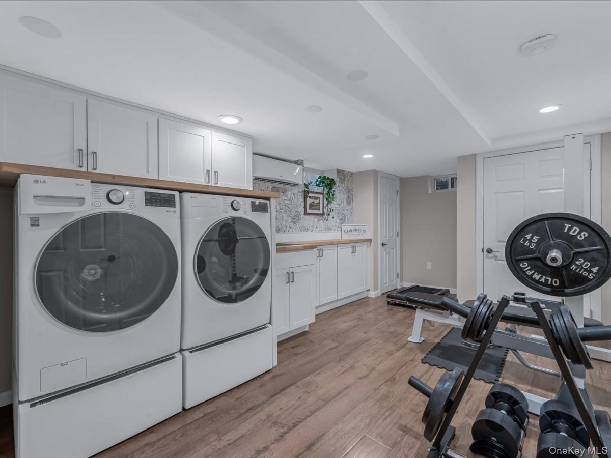 #19 photo, 1896 Russell Street, Bellmore , NY 11710