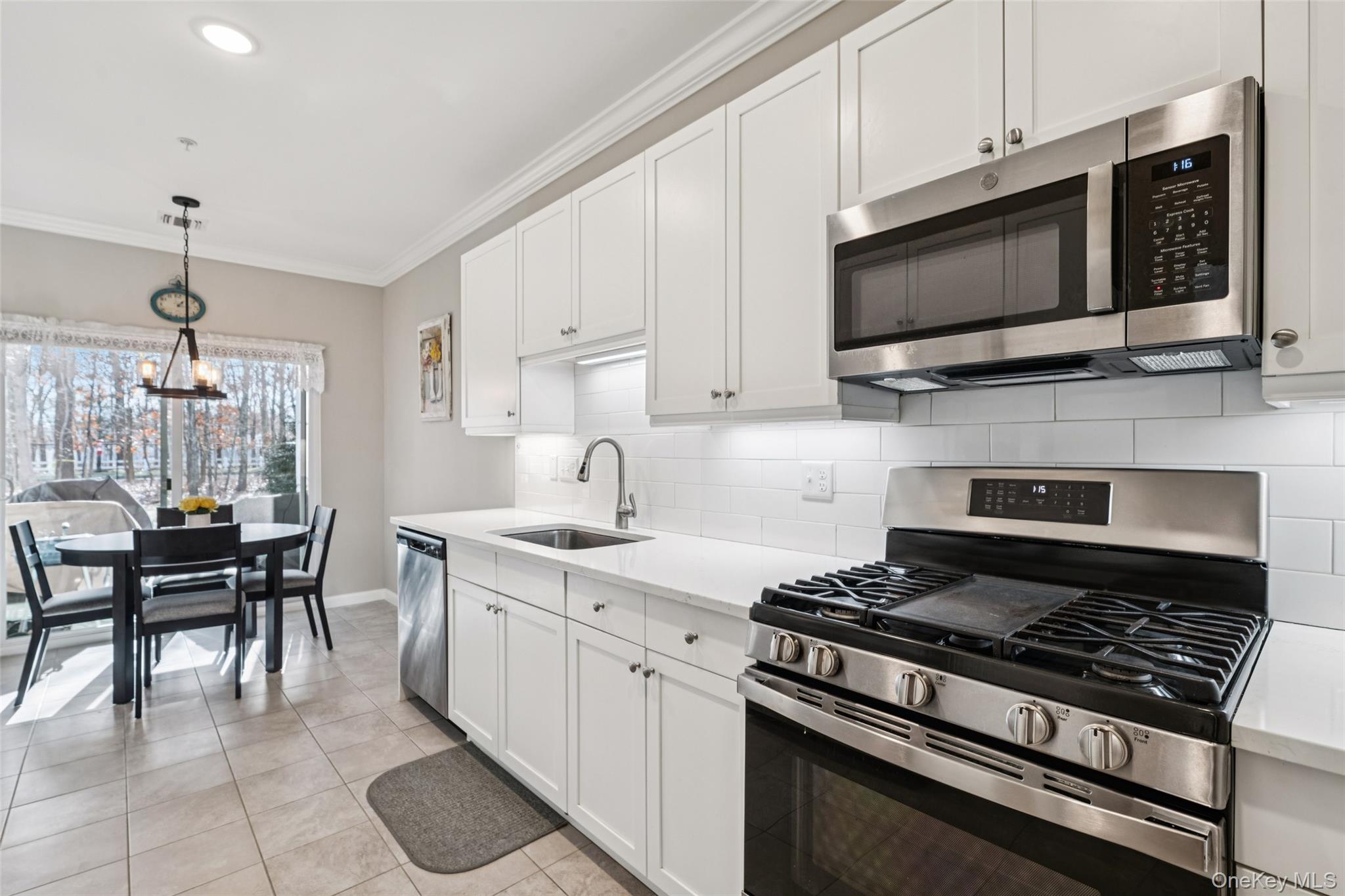 #11 photo, 34 Greentree Court, Shirley , NY 11967