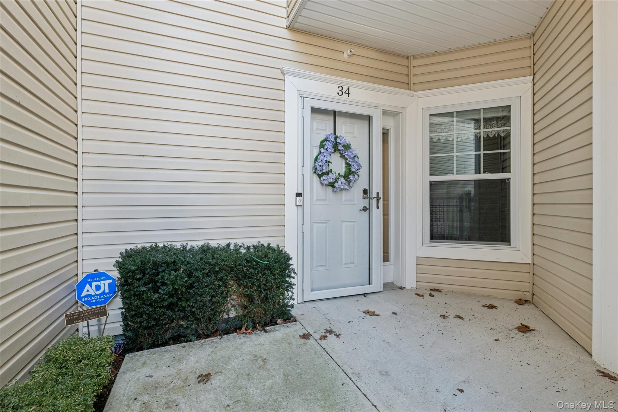 #2 photo, 34 Greentree Court, Shirley , NY 11967