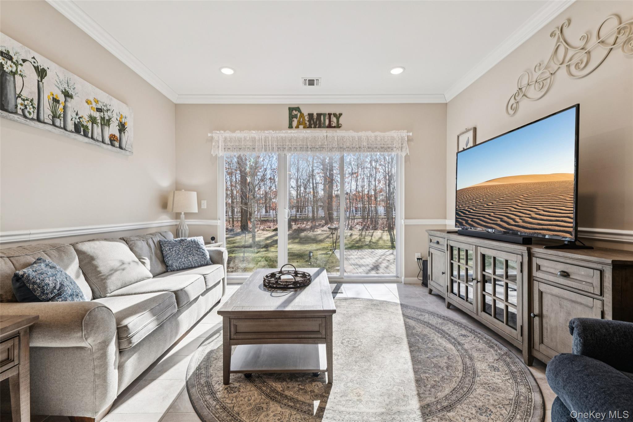 #9 photo, 34 Greentree Court, Shirley , NY 11967