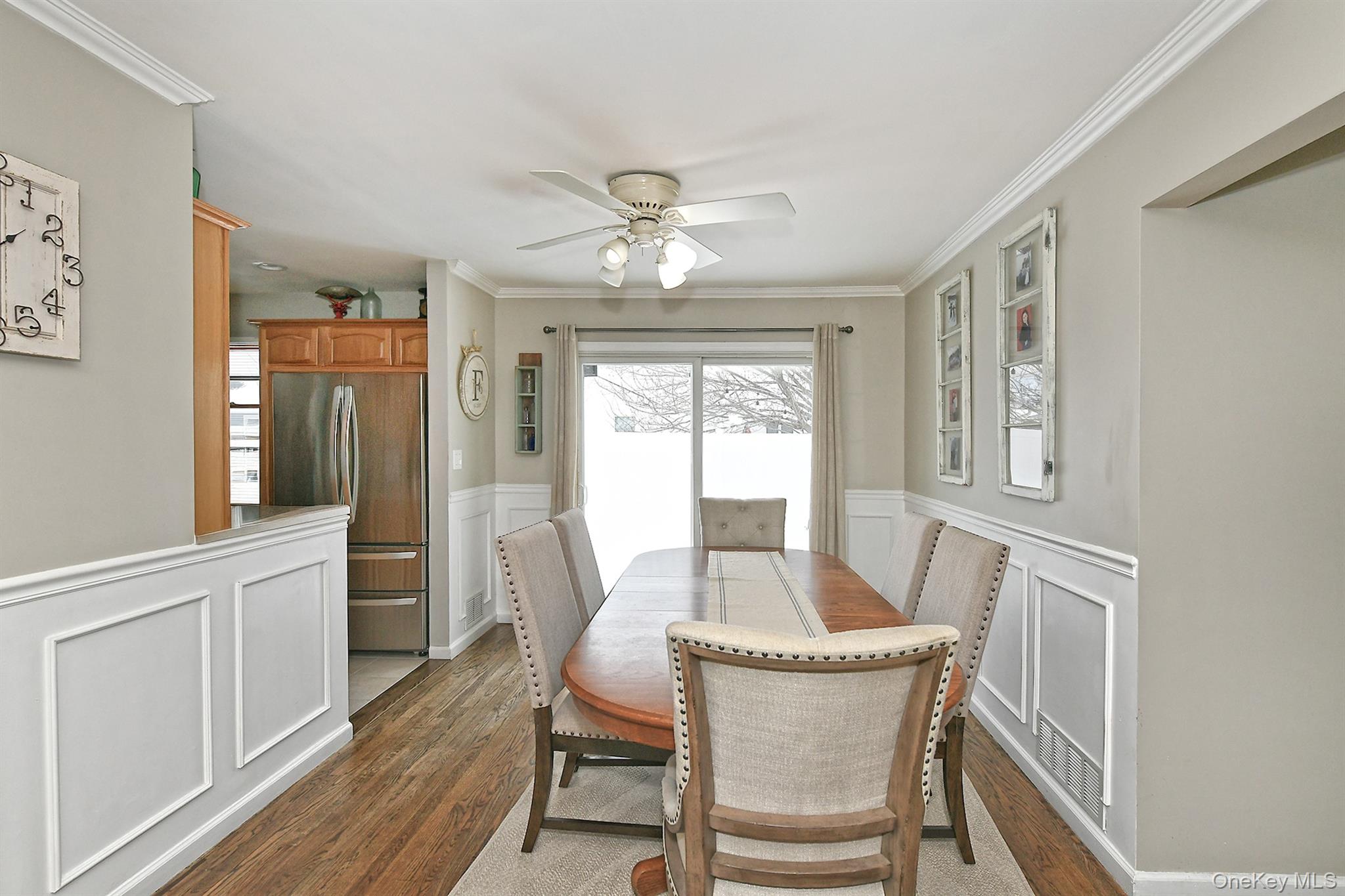 #11 photo, 18 Vassar Lane, Hicksville , NY 11801