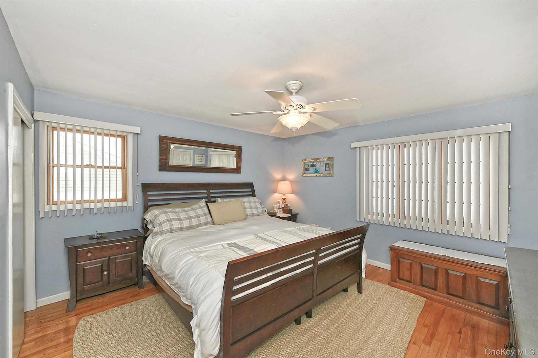 #15 photo, 18 Vassar Lane, Hicksville , NY 11801