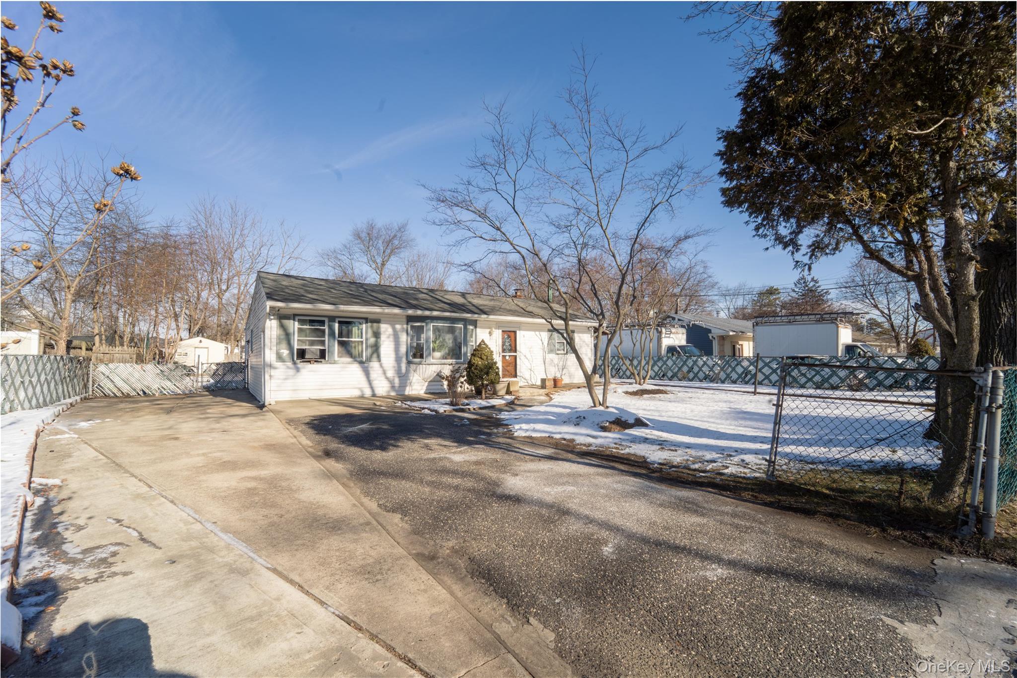 #2 photo, 9 Patton Street, Brentwood , NY 11717