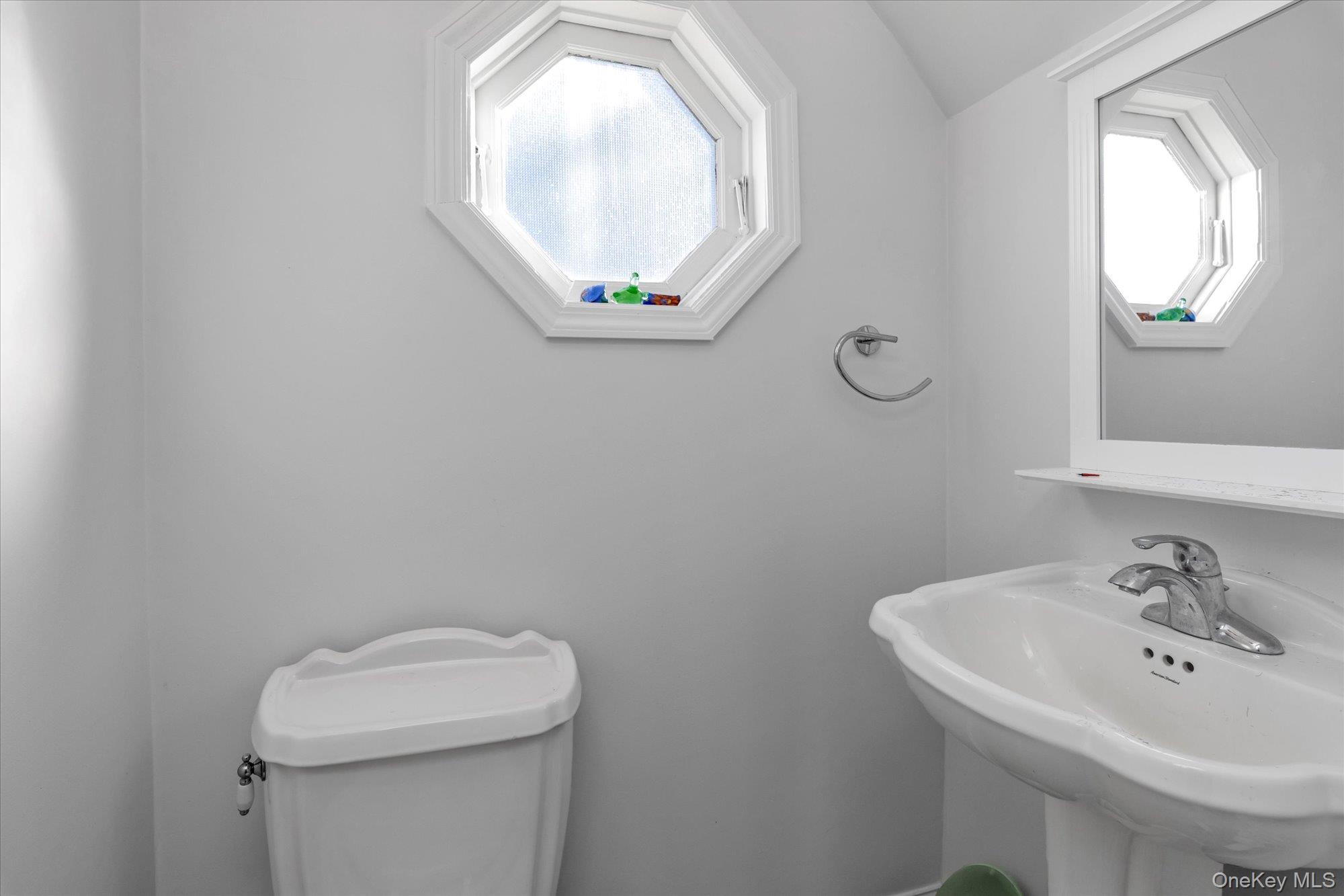 #10 photo, 126 Williamson Street, East Rockaway , NY 11518