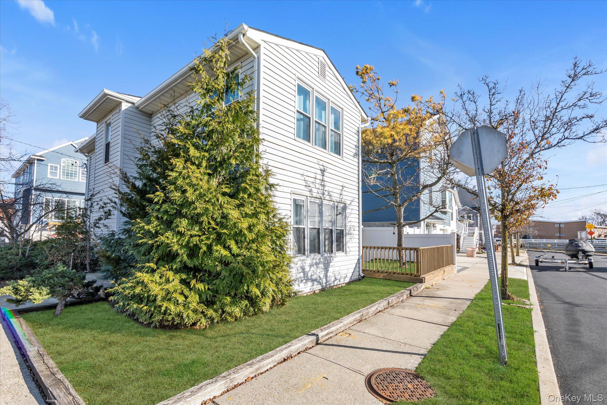 #14 photo, 126 Williamson Street, East Rockaway , NY 11518