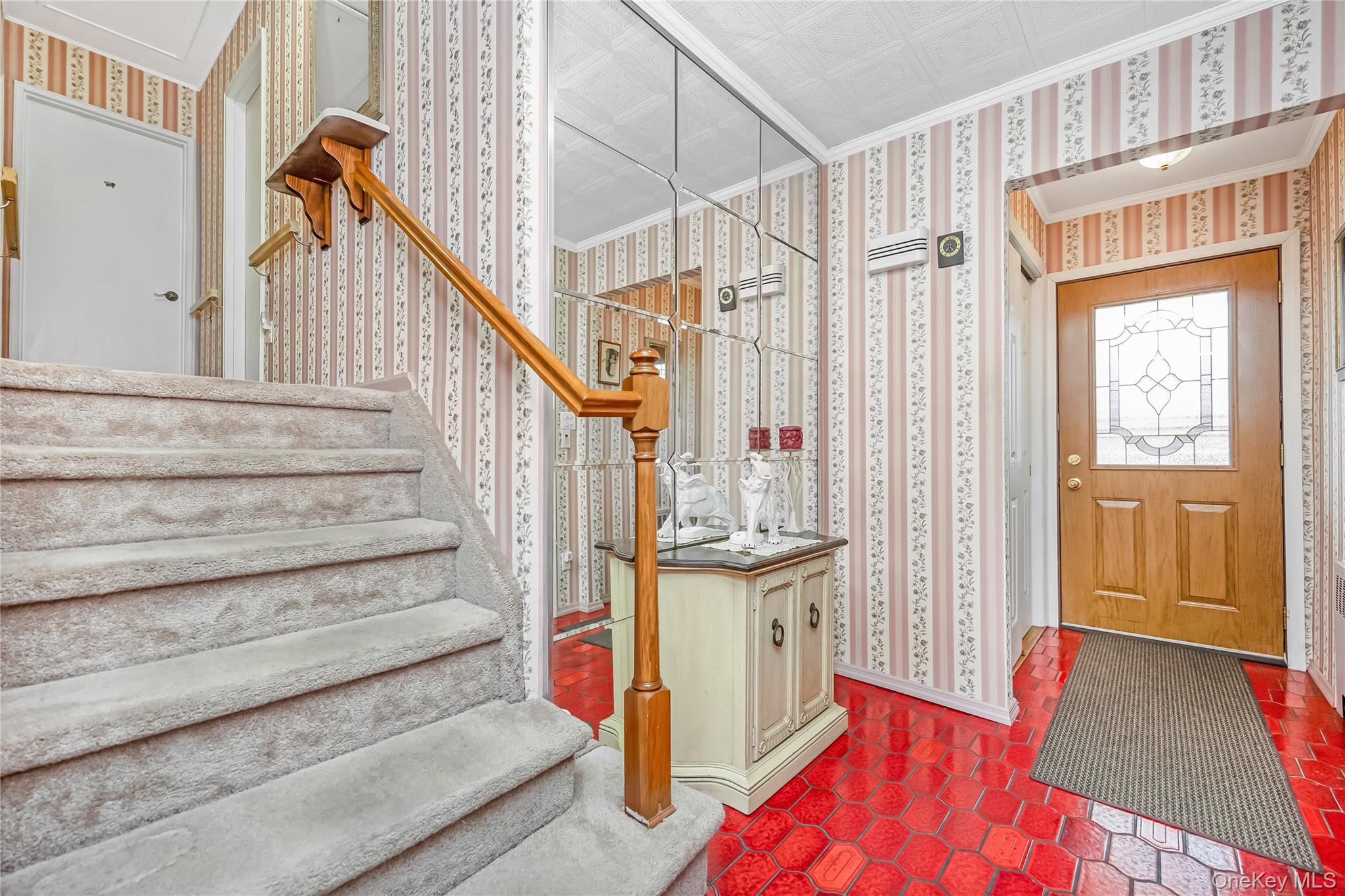 #12 photo, 49 Amherst Drive, 롱 아일랜드 Massapequa , NY 11758