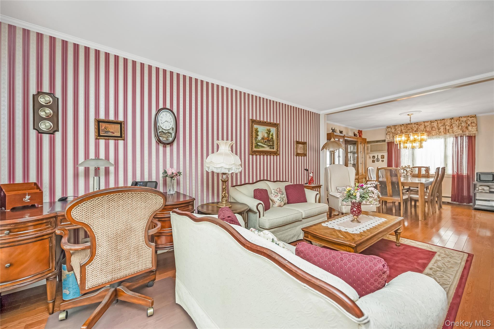 #5 photo, 49 Amherst Drive, 롱 아일랜드 Massapequa , NY 11758