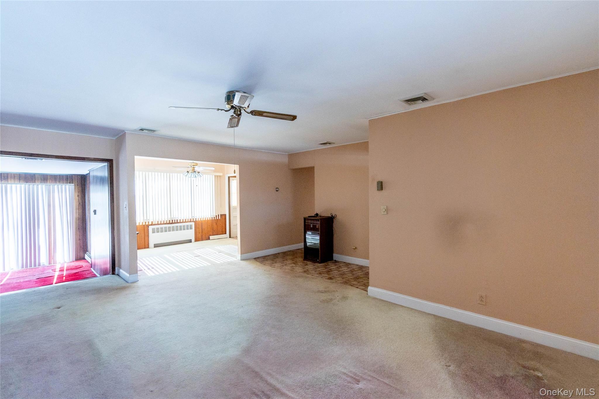 #8 photo, 106 Powell Court, North Babylon , NY 11703