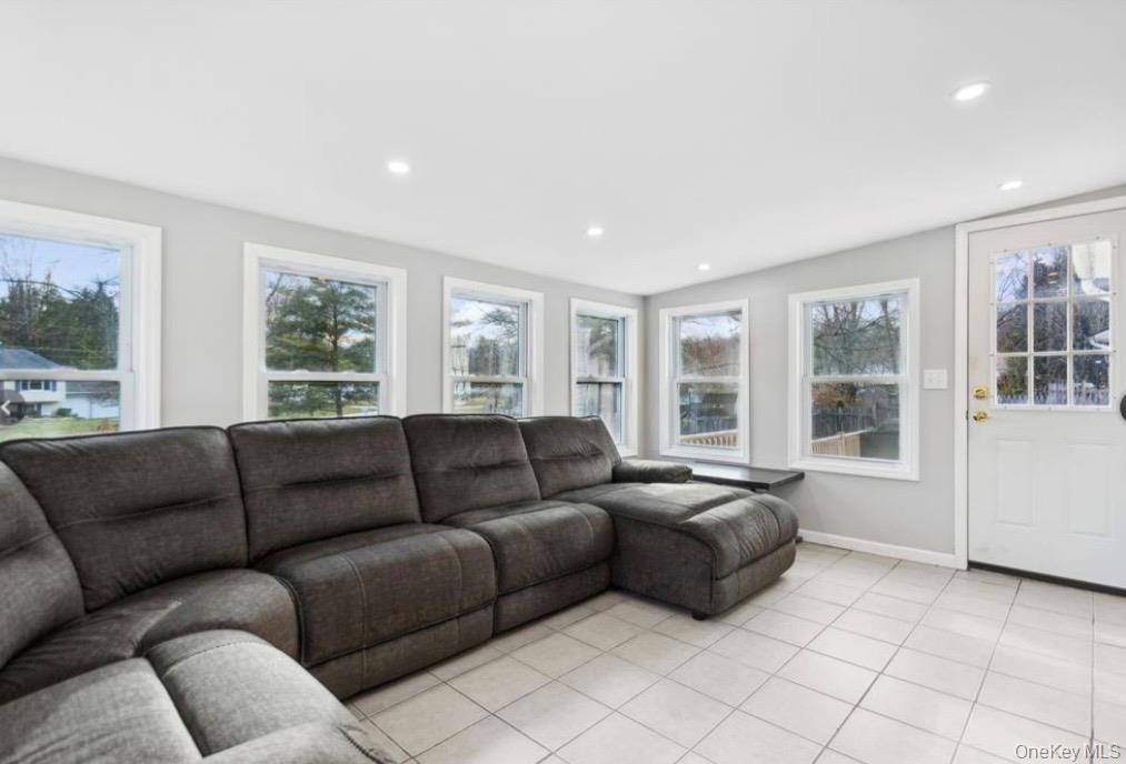 #4 photo, 98 Widmer Road, Wappingers Falls , NY 12590