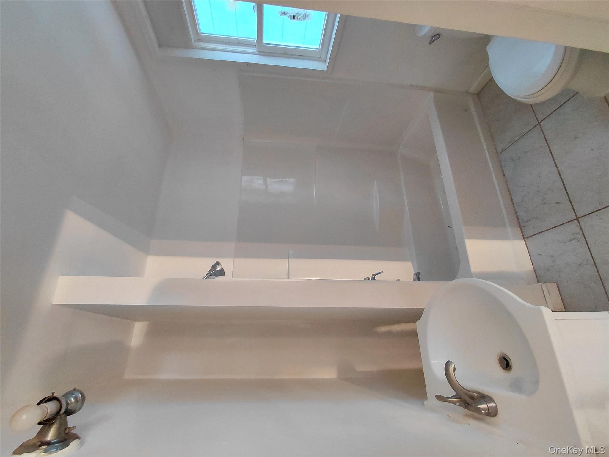 #9 photo, 101 Elmendorf Street, Kingston , NY 12401