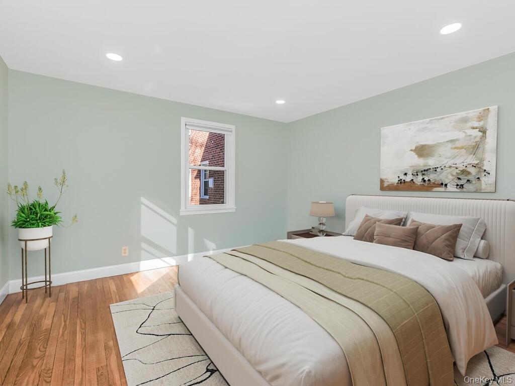 #13 photo, 1220 Midland Avenue, Bronxville , NY 10708