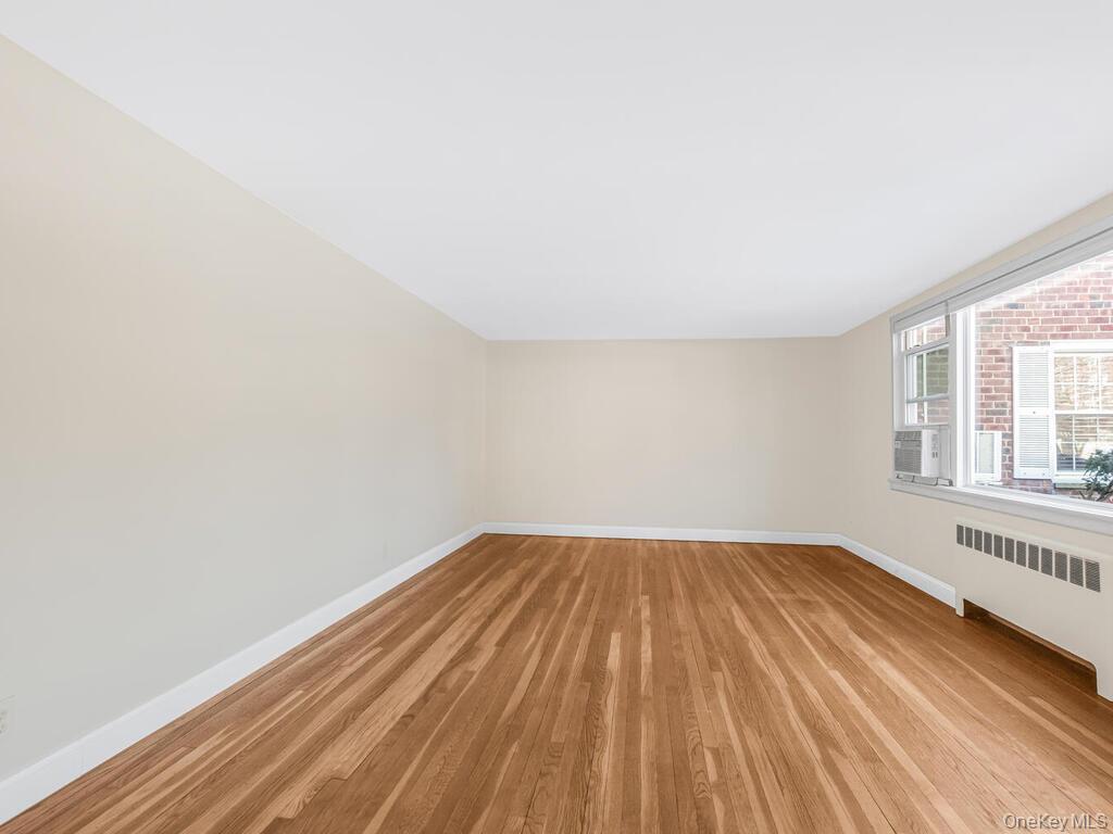 #16 photo, 1220 Midland Avenue, Bronxville , NY 10708