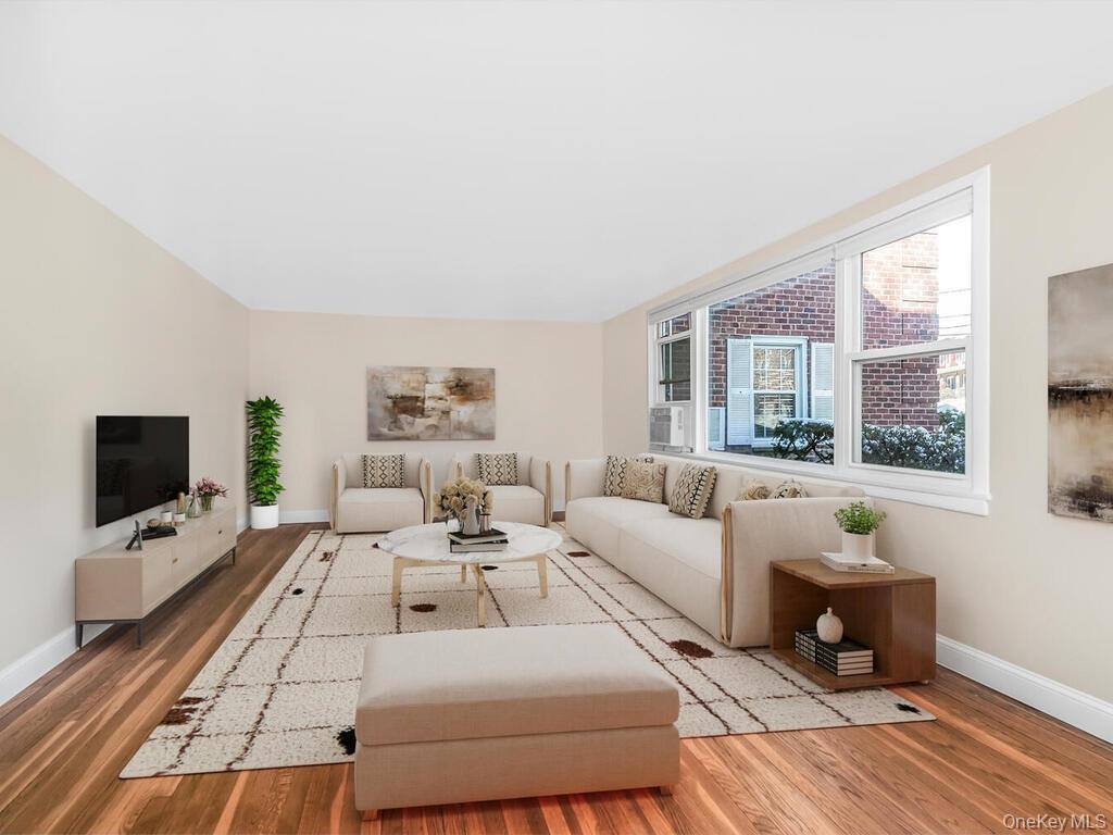 #5 photo, 1220 Midland Avenue, Bronxville , NY 10708